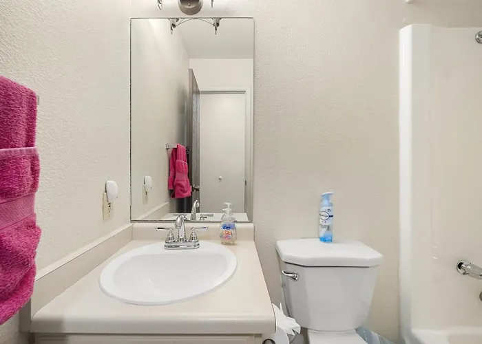 Charming 2 Bd W/ Golf/resort Access *