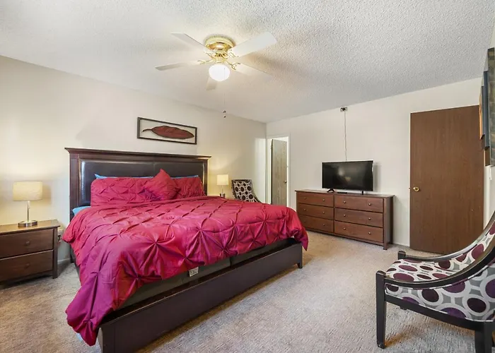 Charming 2 Bd W/ Golf/resort Access