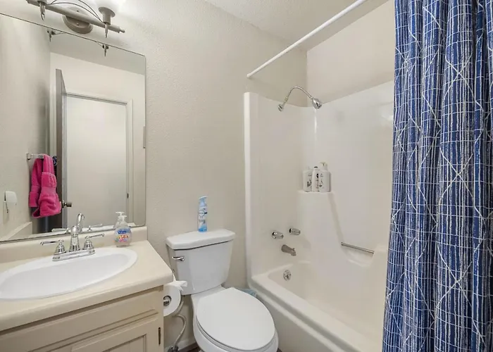 Charming 2 Bd W/ Golf/resort Access