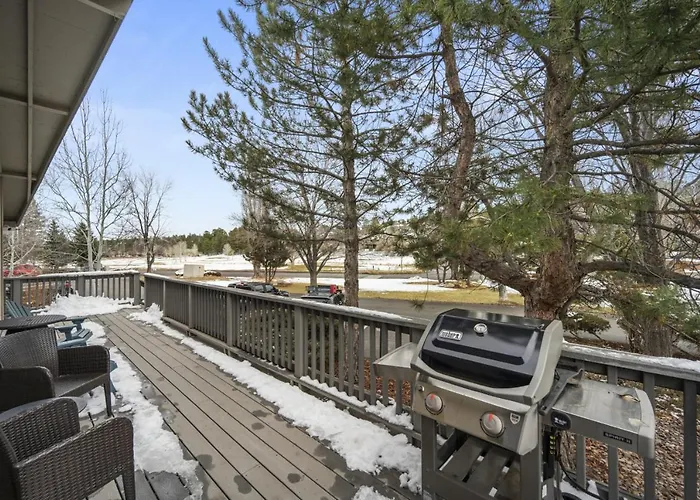 Charming 2 Bd W/ Golf/resort Access *